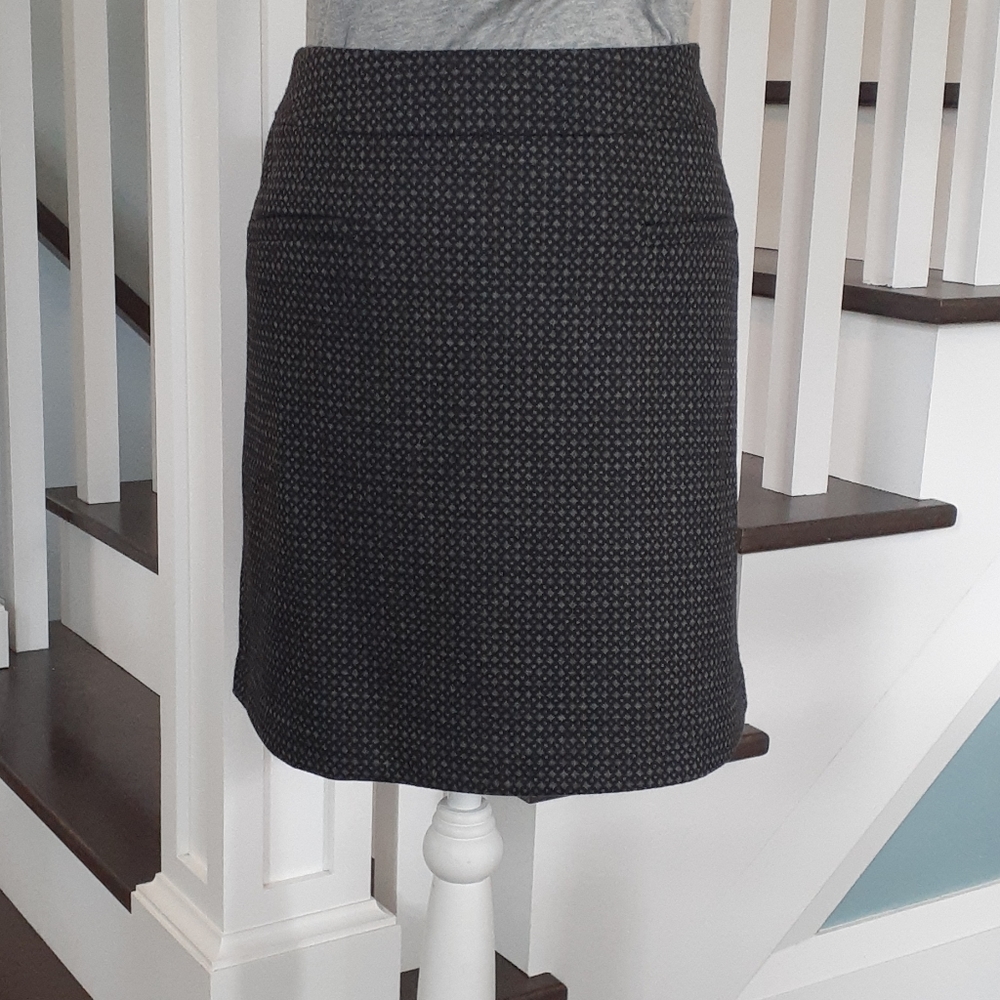 " Black & grey Jacob patterned mini skirt